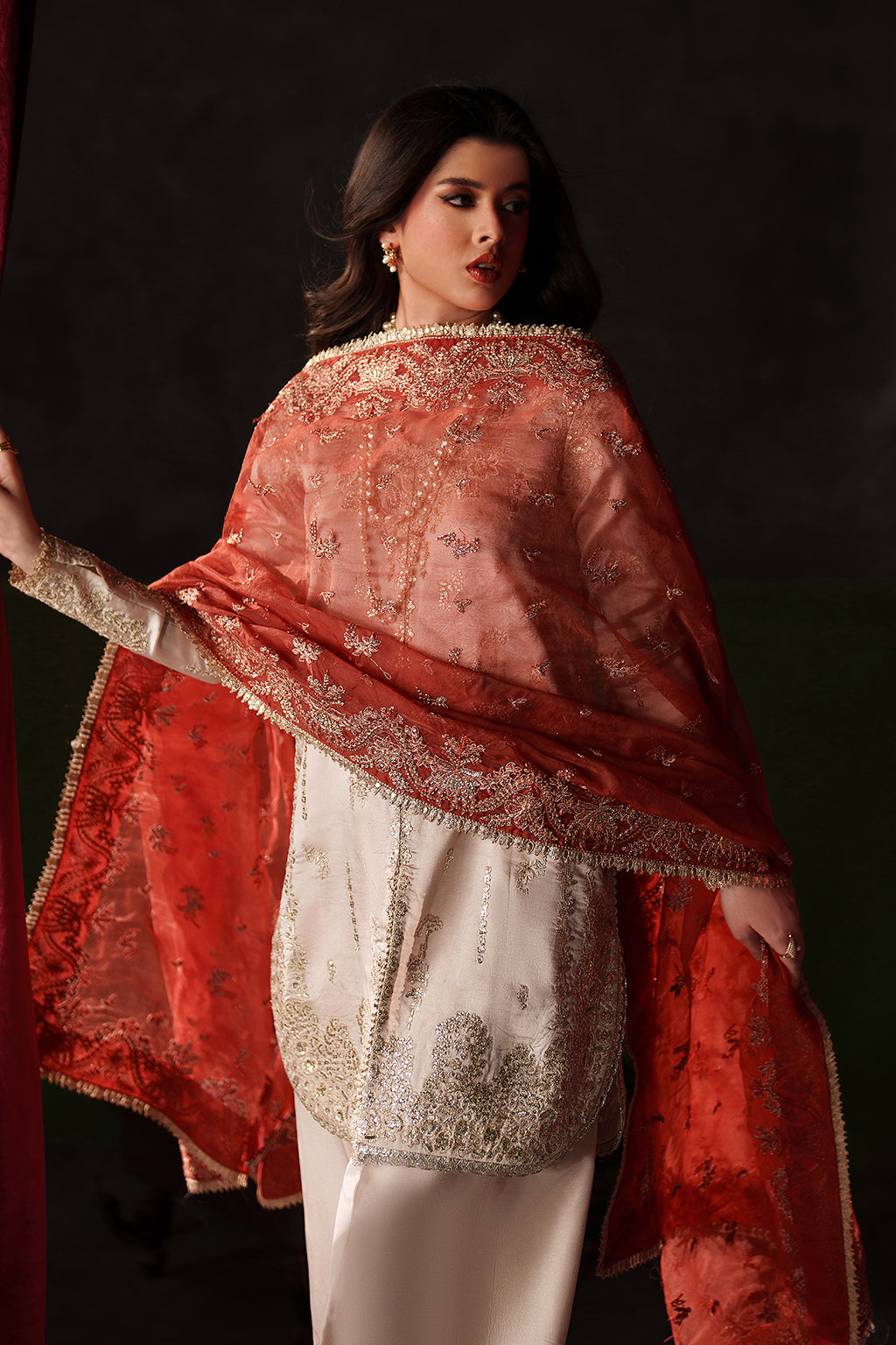 Emaan Adeel Poise Emaan Adeel | Verve Silk Edit '26 image 6