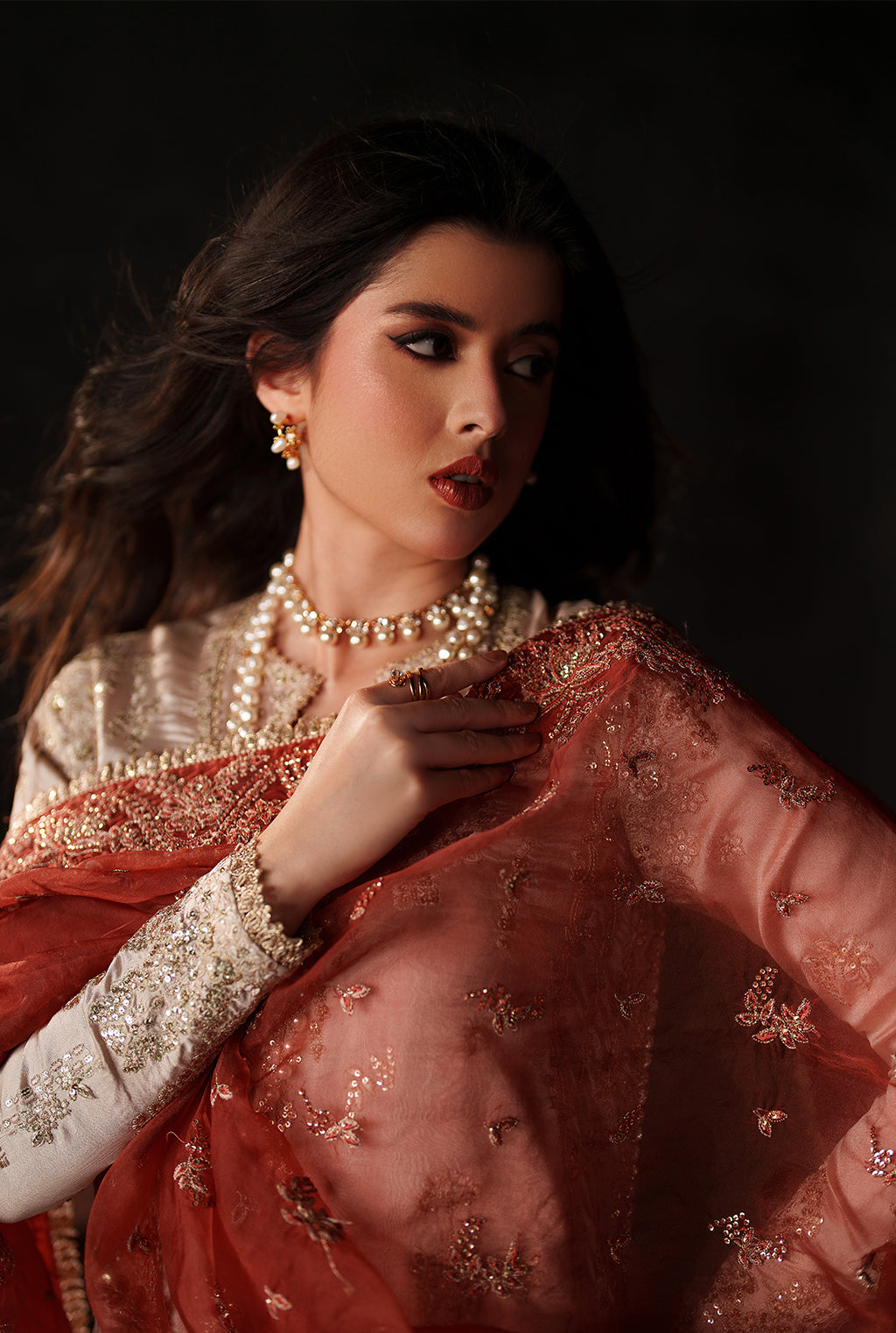 Emaan Adeel Poise Emaan Adeel | Verve Silk Edit '26 image 7