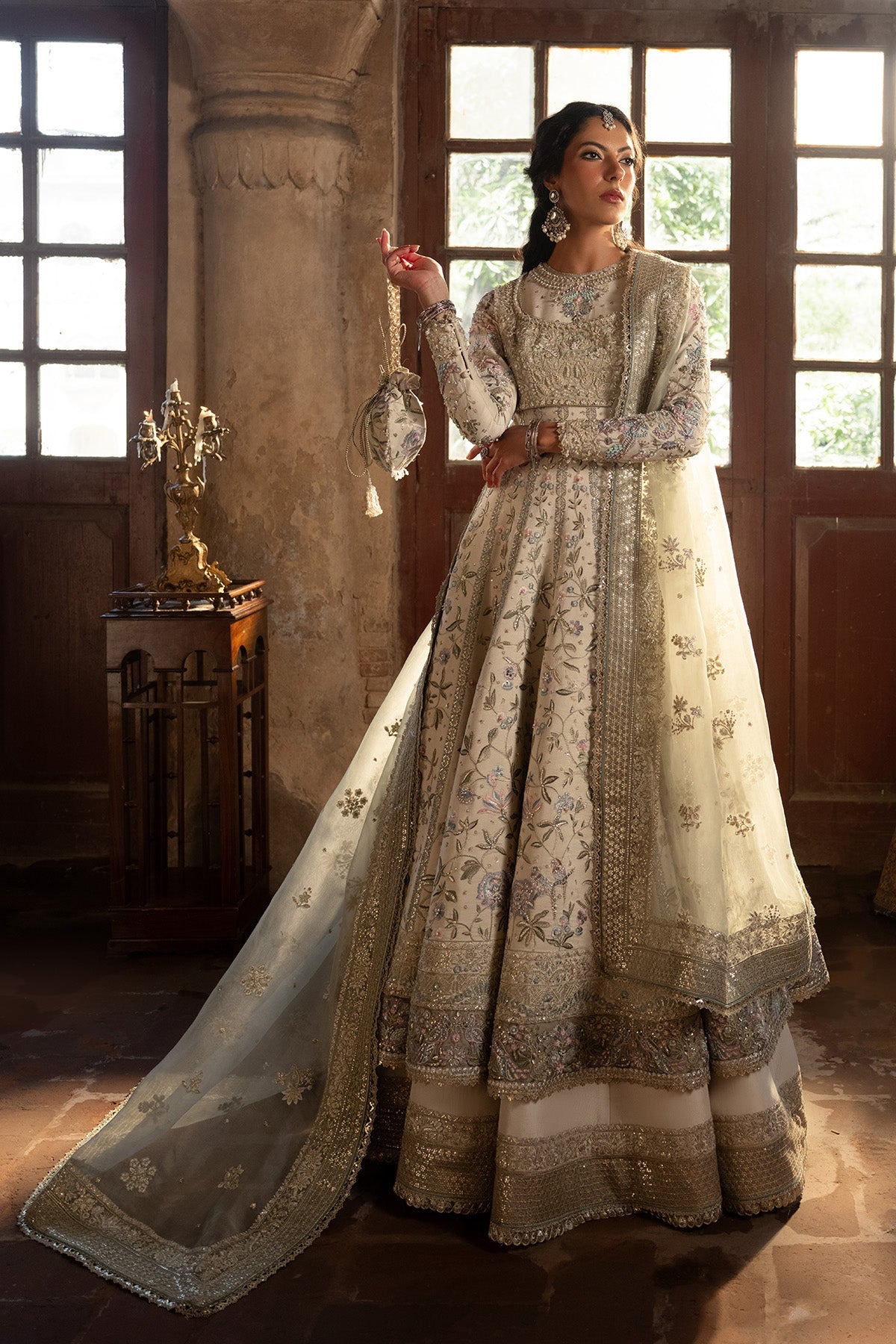 Nyra Raha Vasl '26 Pret Pakistani designer outfit look 5