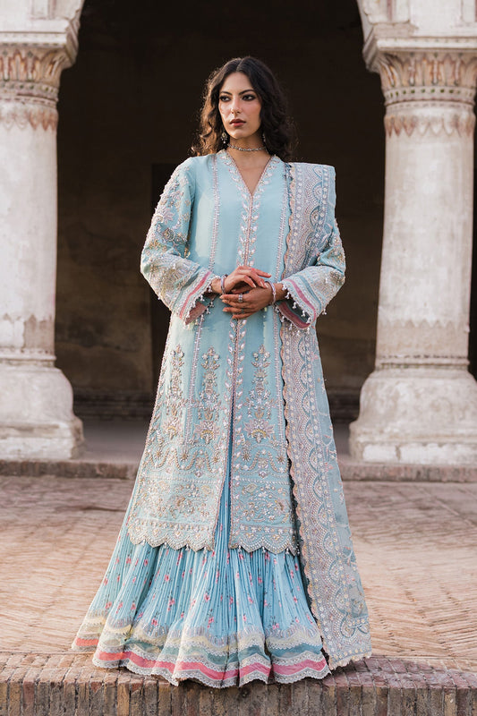 Nyra Sassi Vasl '26 Pret stitched Pakistani designer outfit look 1