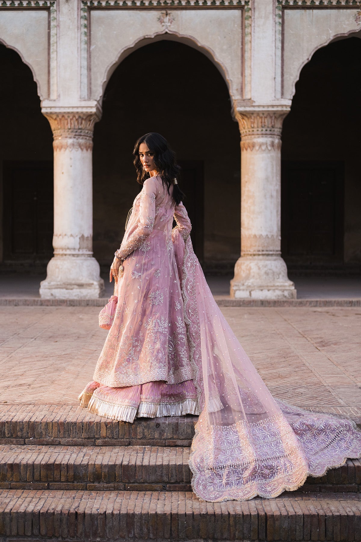 Nyra Paro Vasl '26 Pret Pakistani designer outfit look 2