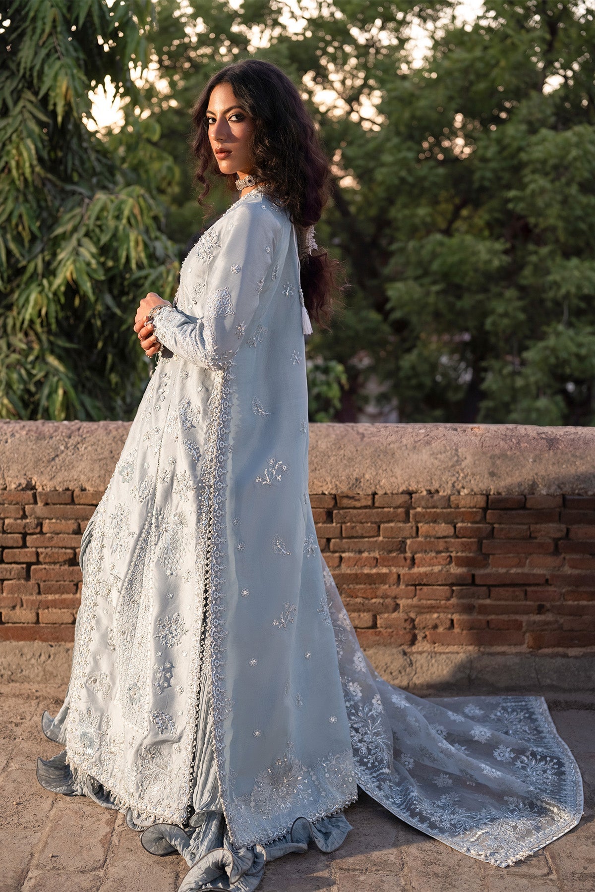 Nyra Sadeen Vasl '26 Pret Pakistani designer outfit look 6