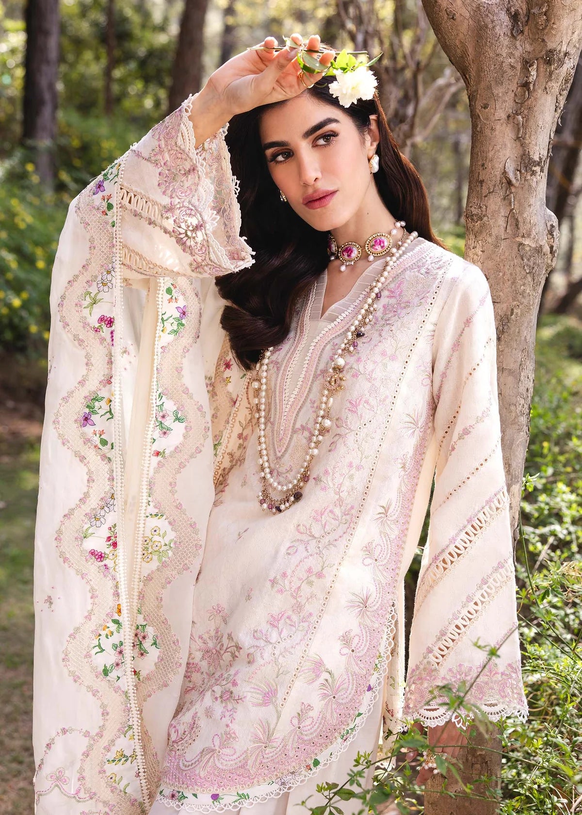 Kanwal Malik - Amelia