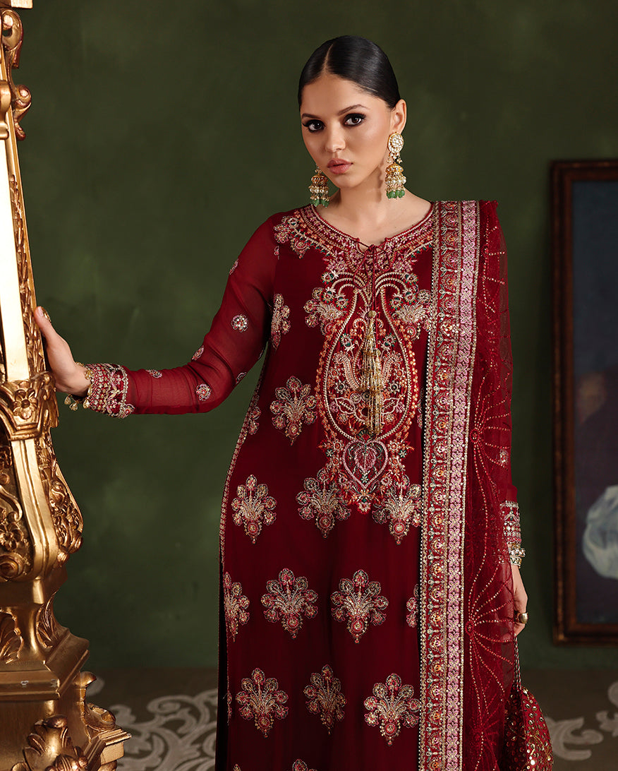 Roheenaz Imperial Grace Royale Eternel Chiffon Edit Pakistani designer outfit look 3
