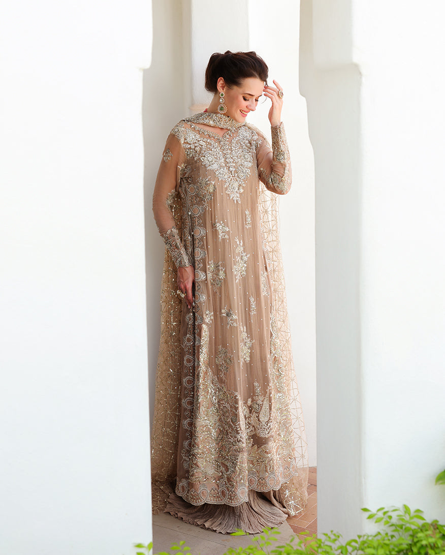 Mushq Pretty Rebel sequinned sleeve and daman detail