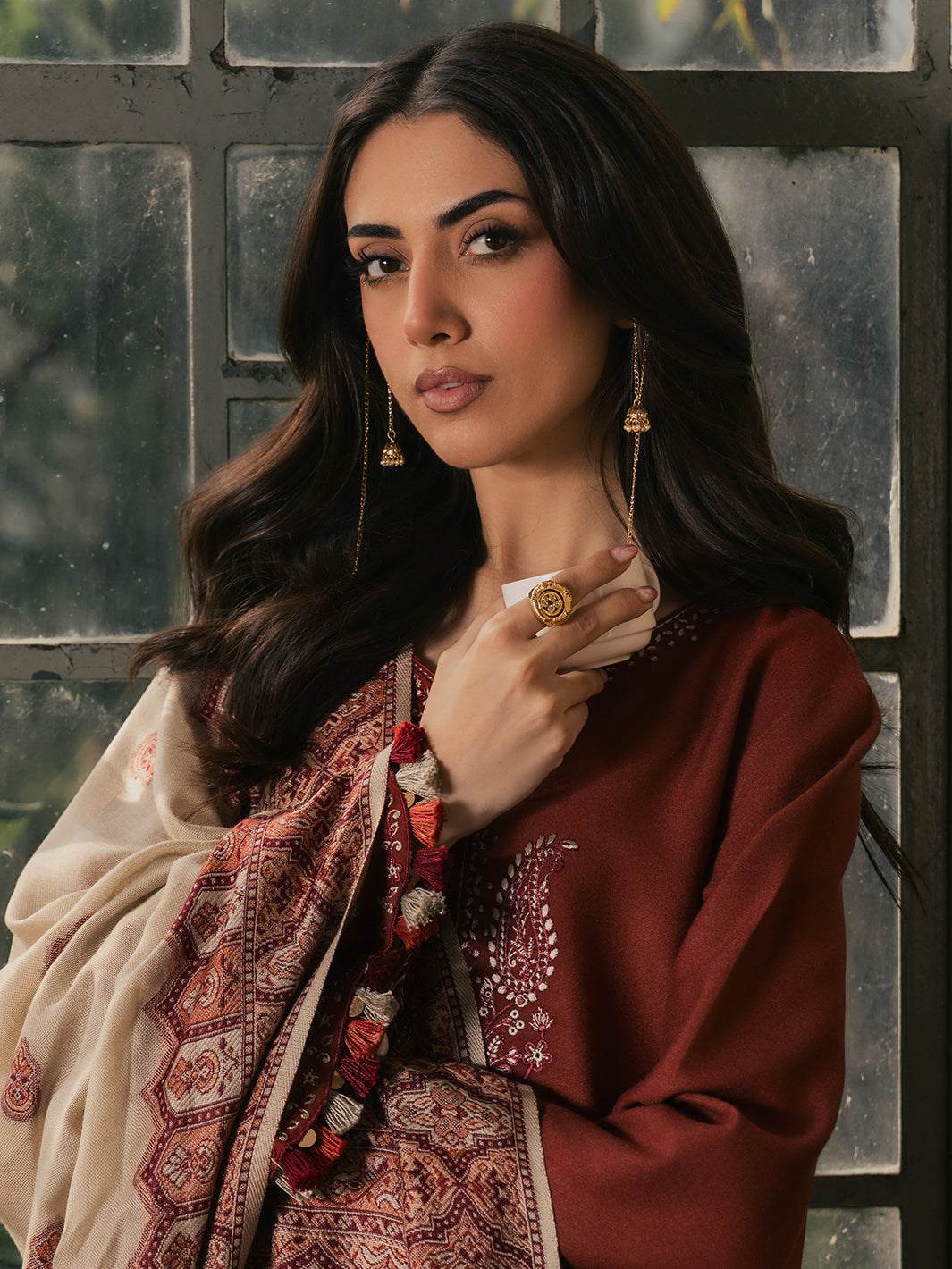 Izel SAHAL Musafir Winter '26 Pakistani designer outfit look 4