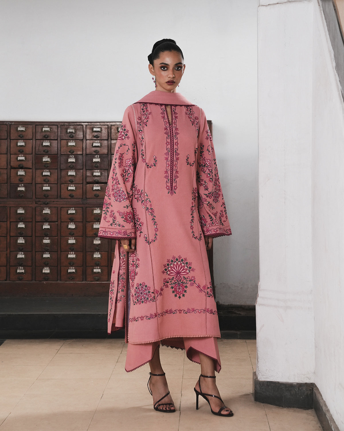 Jugnu Lahore Dahlia Jugnu Lahore | Karandi A/W '26 Edit I image 3