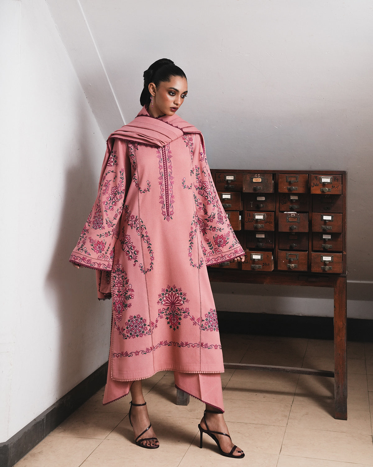 Jugnu Lahore Dahlia Jugnu Lahore | Karandi A/W '26 Edit I image 4
