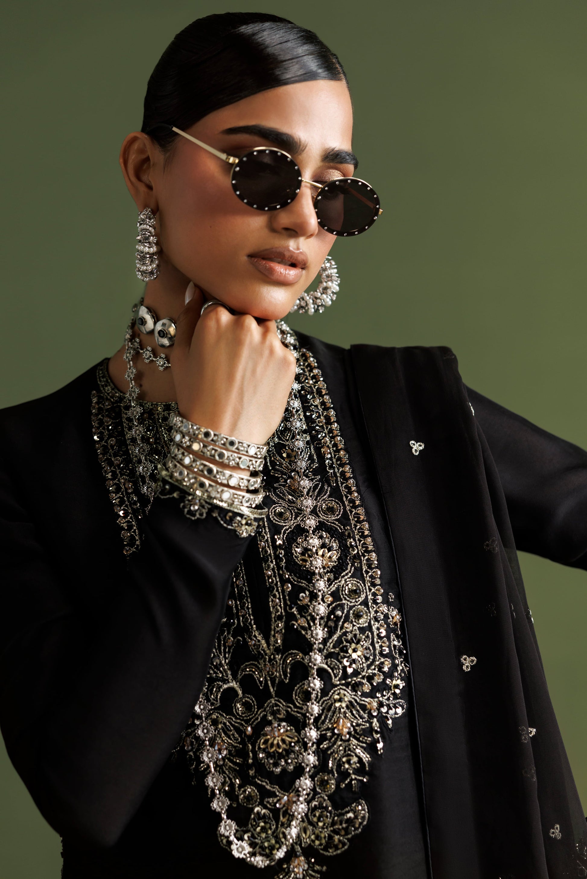 Akbar Aslam Zeen - stitched formal outfit view 6