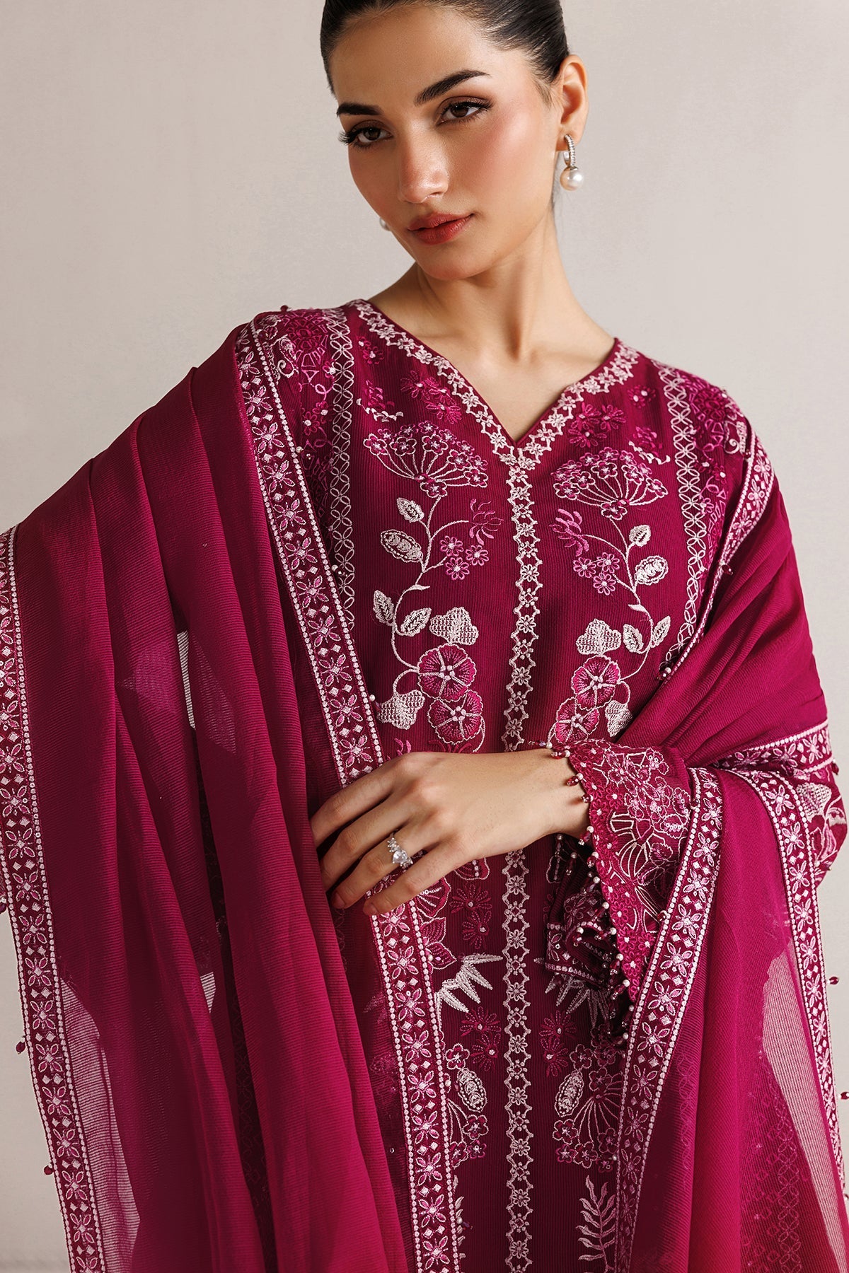 BAROQUE - EMBROIDERED COTTON NET SF-4511 — outfit view 3