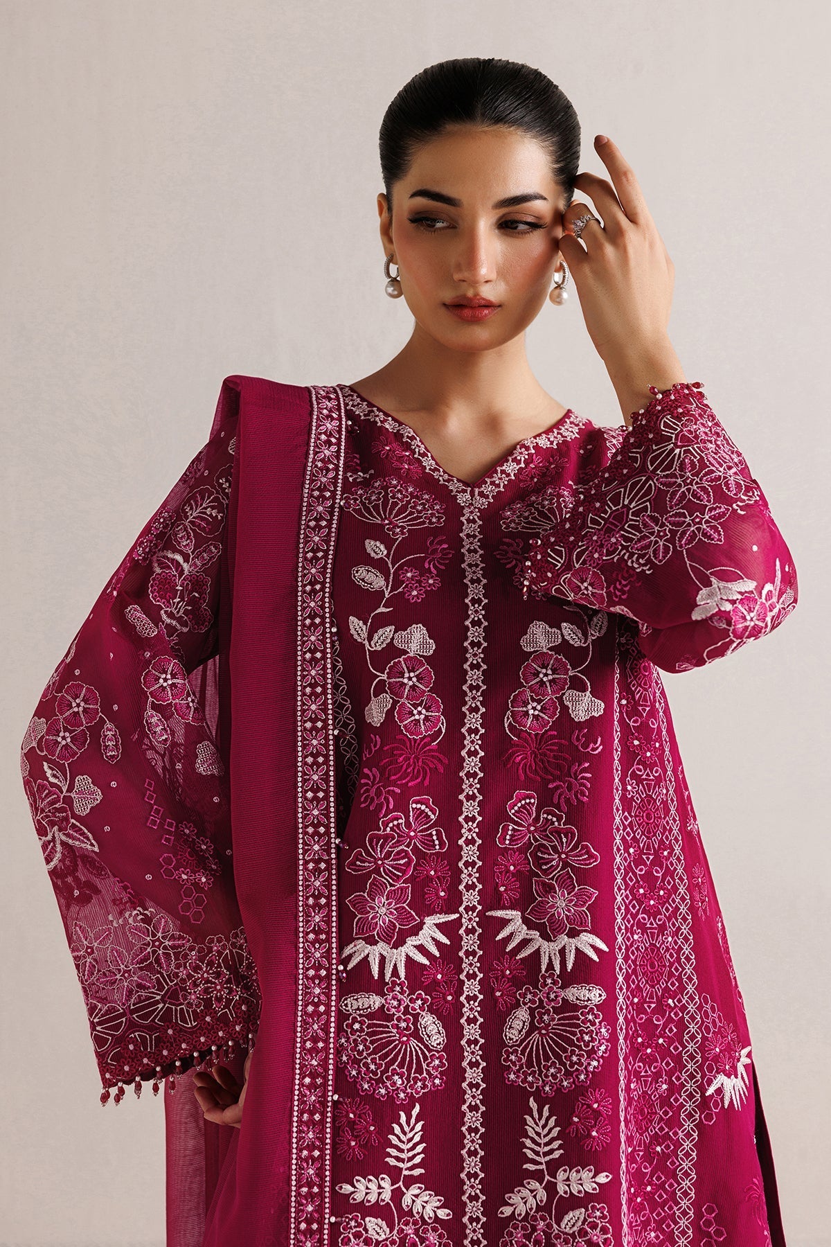 BAROQUE - EMBROIDERED COTTON NET SF-4511 — outfit view 4