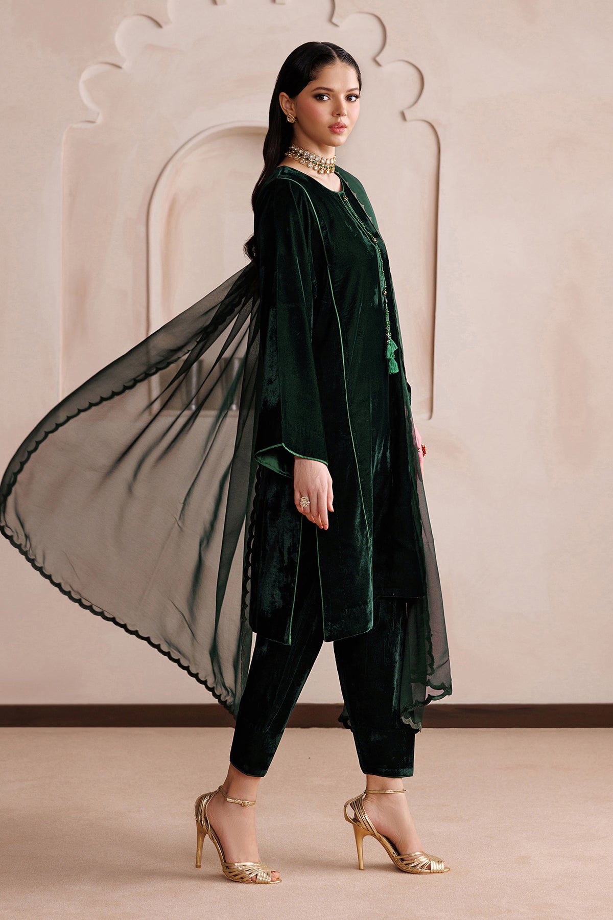 BAROQUE - SOLID VELVET EN-1378 — outfit view 3