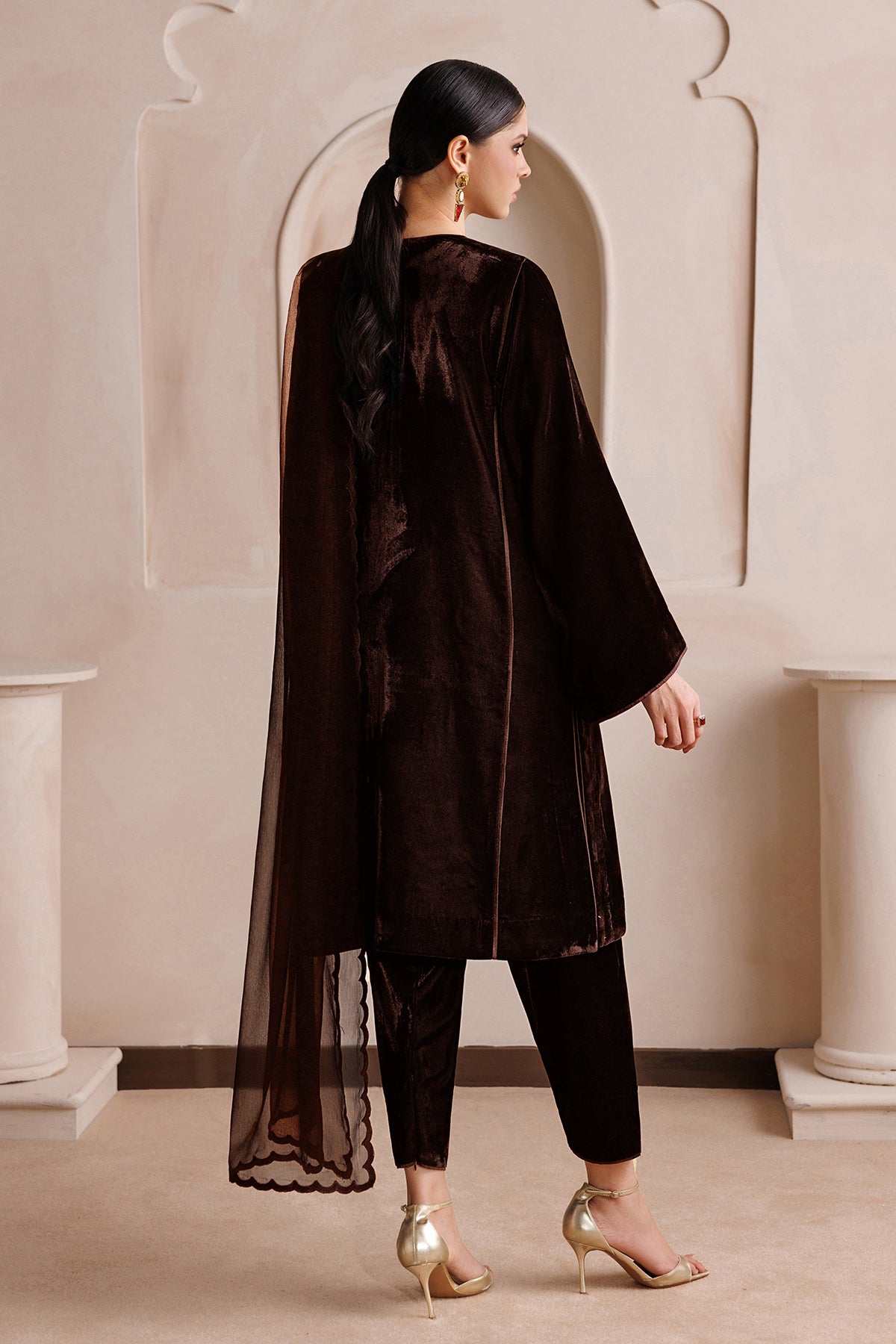 BAROQUE - SOLID VELVET EN-1380 — outfit view 2