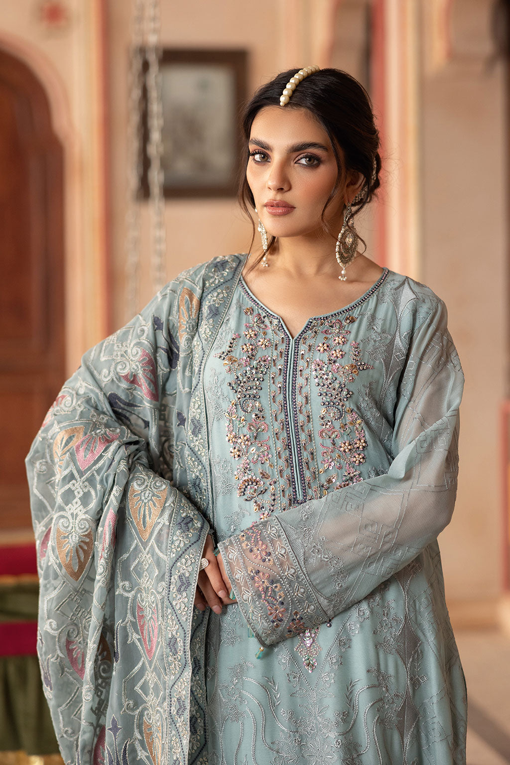 RAMSHA - T-302 — outfit view 4
