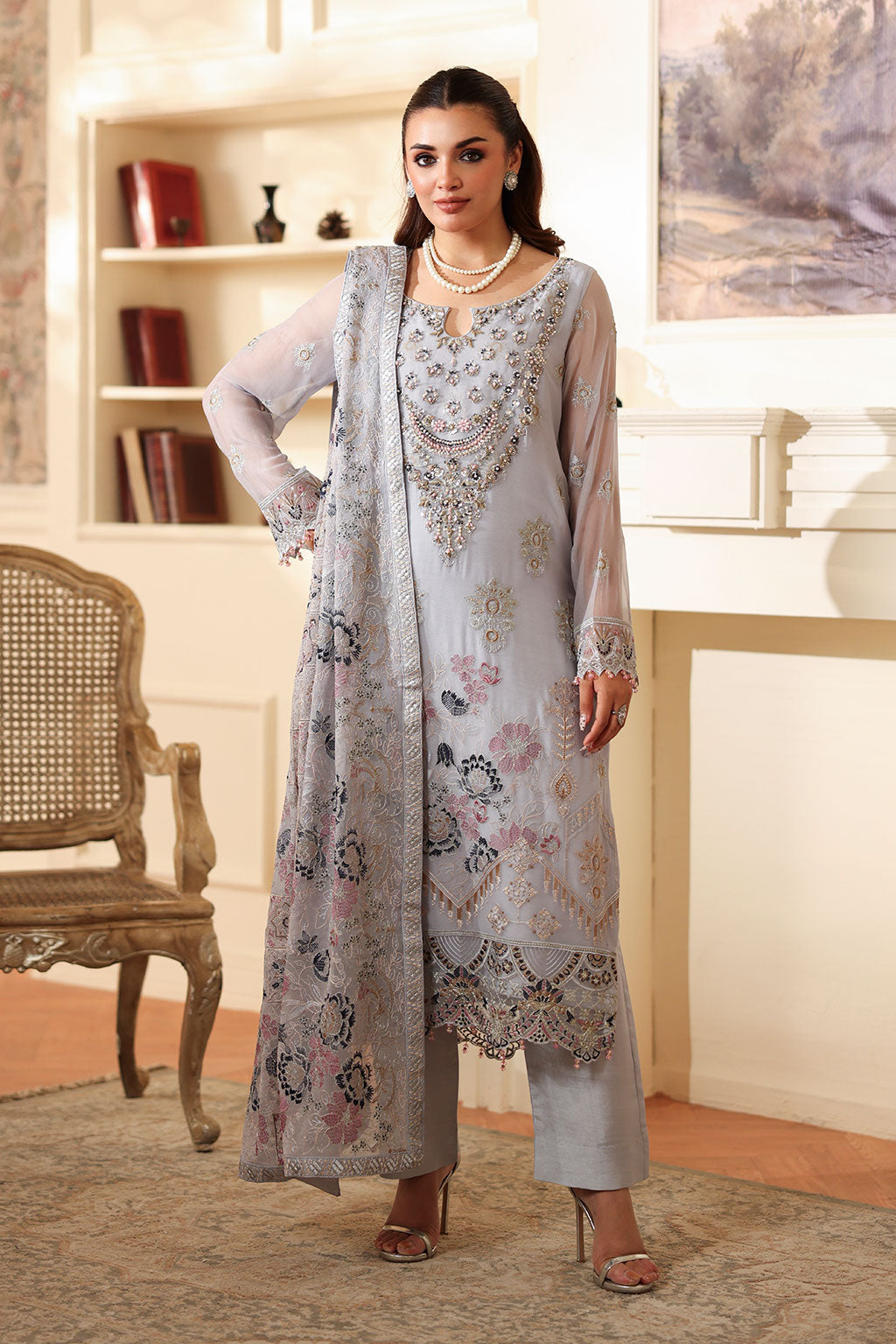 RAMSHA - T-405 — outfit view 1