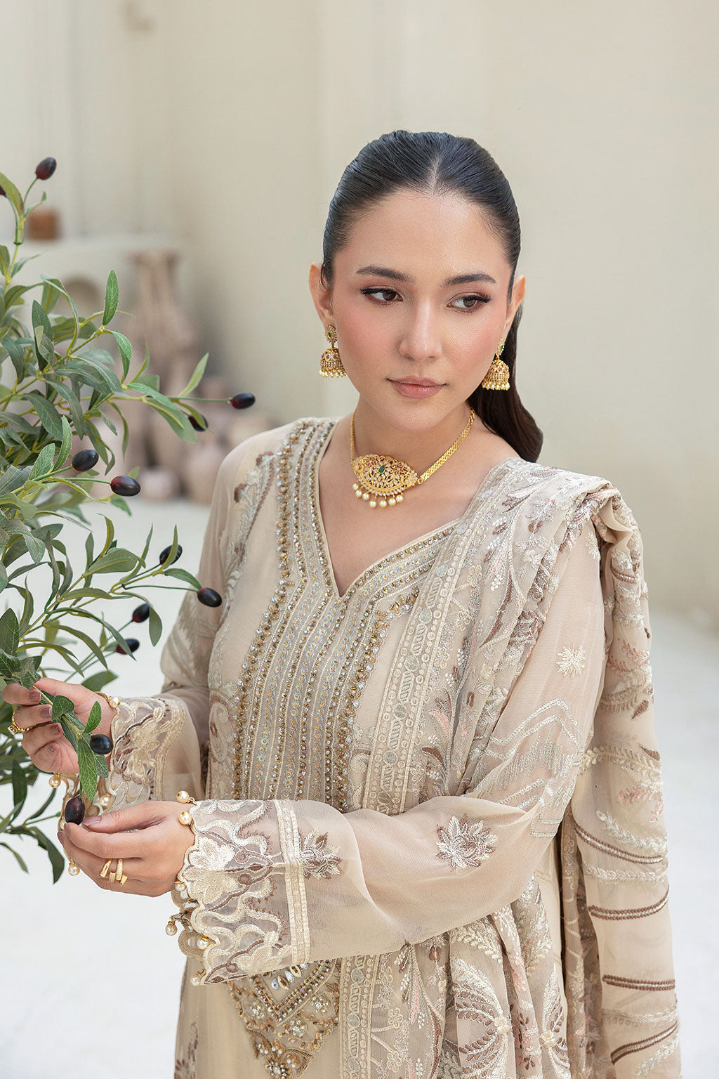 RAMSHA - T-502 — outfit view 4