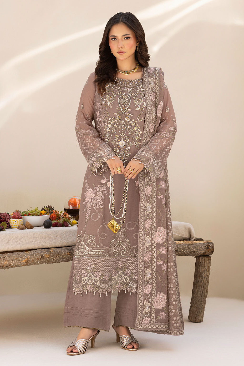 RAMSHA - T-504 — outfit view 1