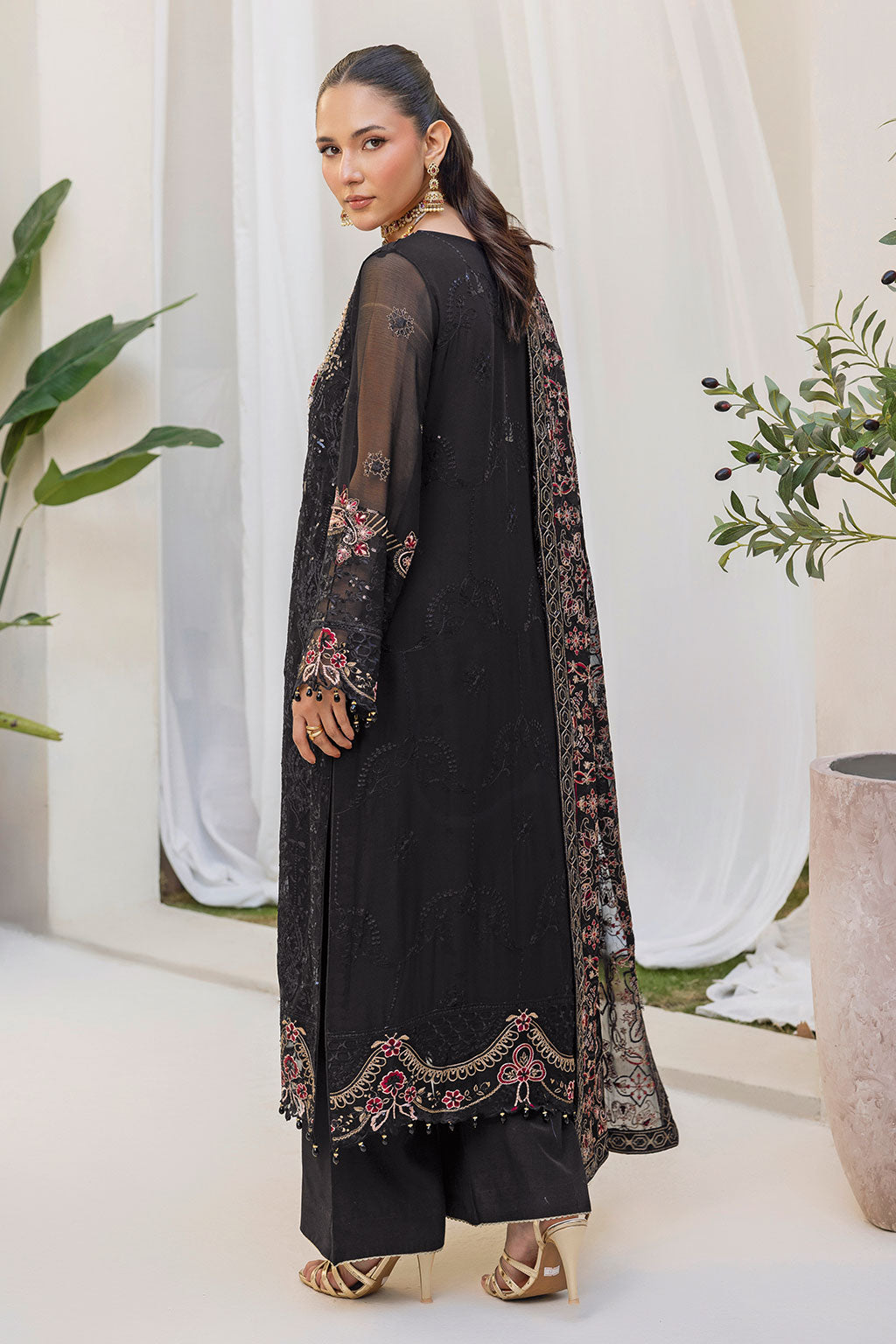 RAMSHA - T-506 — outfit view 3