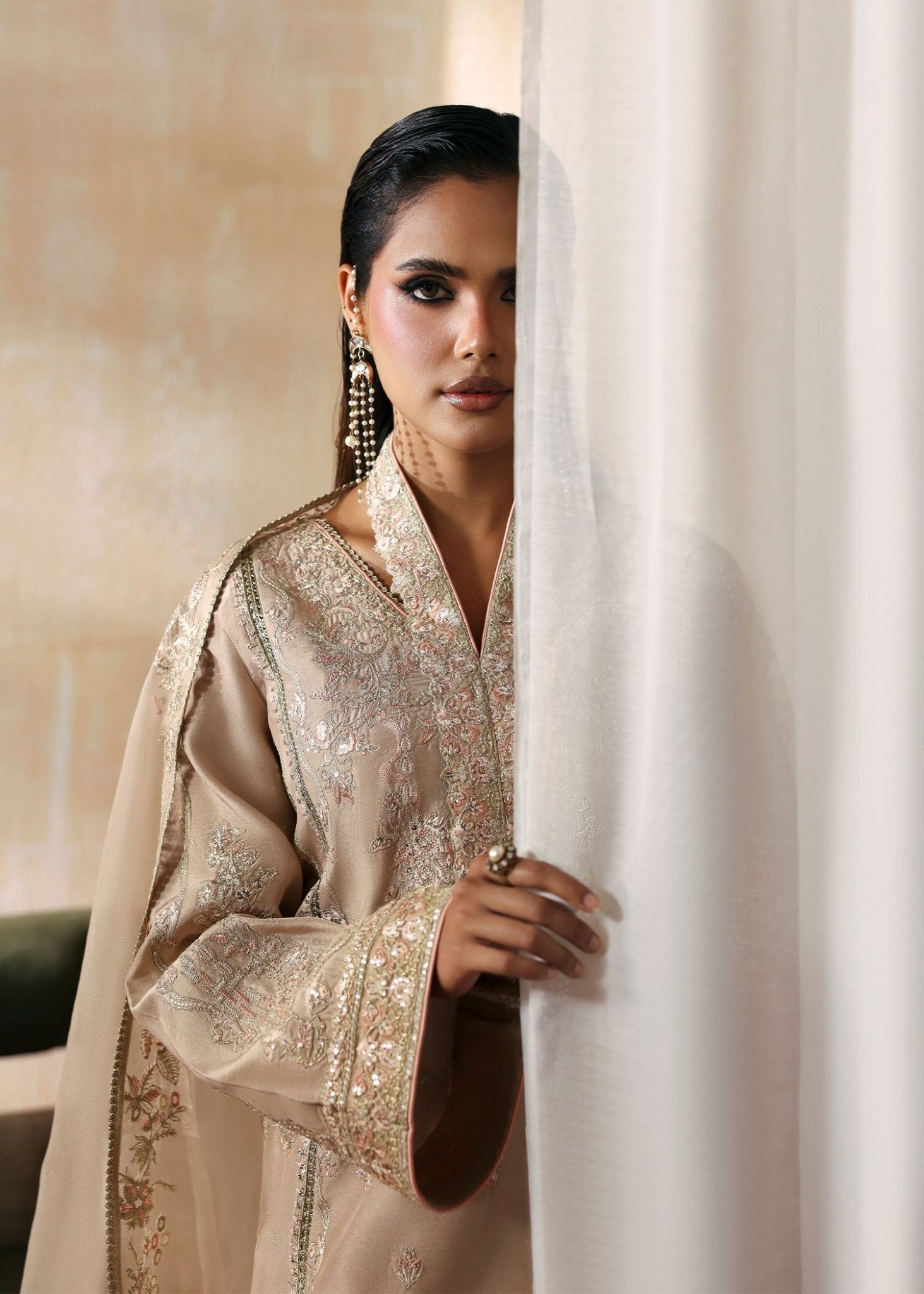 Kanwal Malik Hooria Rea Luxury Pret '26 Pakistani designer outfit look 5