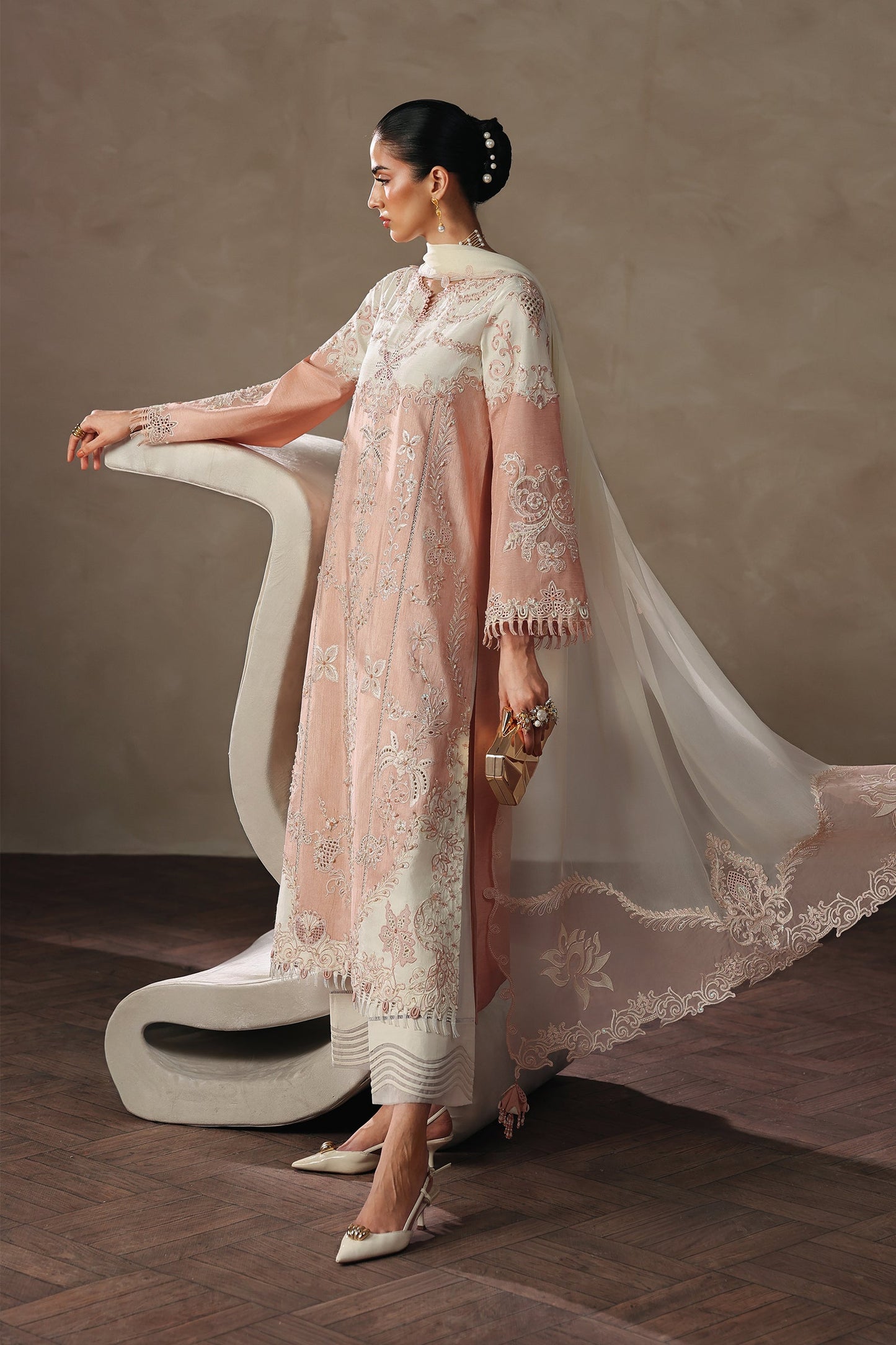 Qalamkar QLP-08 - Beena Luxury Pret '26 Pakistani designer outfit look 3