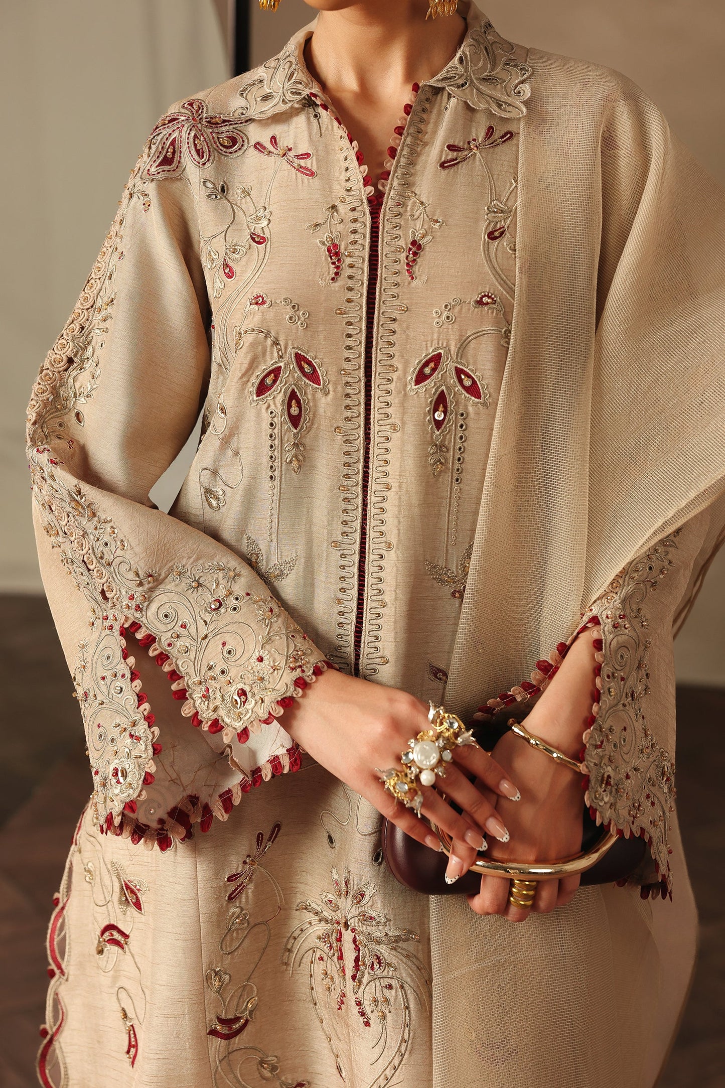 Qalamkar QLP-01 - Veena Luxury Pret '26 Pakistani designer outfit look 8