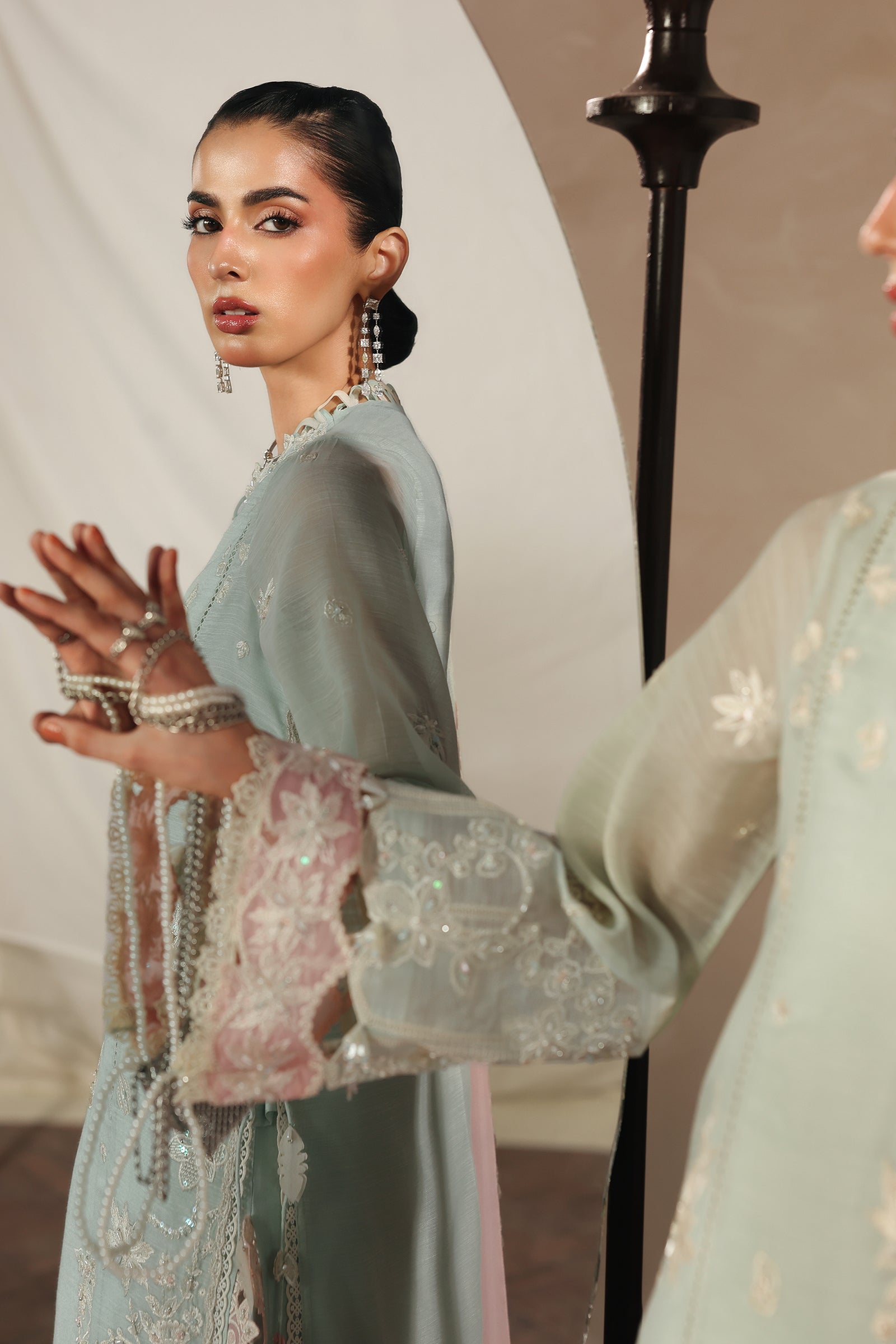 Qalamkar QLP-02 - Nazia Luxury Pret '26 Pakistani designer outfit look 6