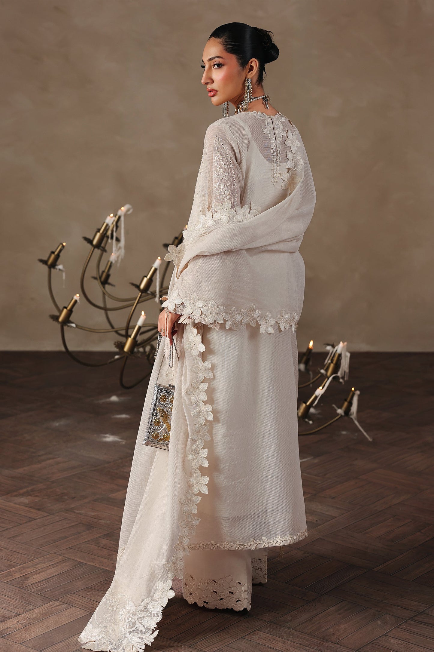 Qalamkar QLP-03 - Mala Luxury Pret '26 Pakistani designer outfit look 7