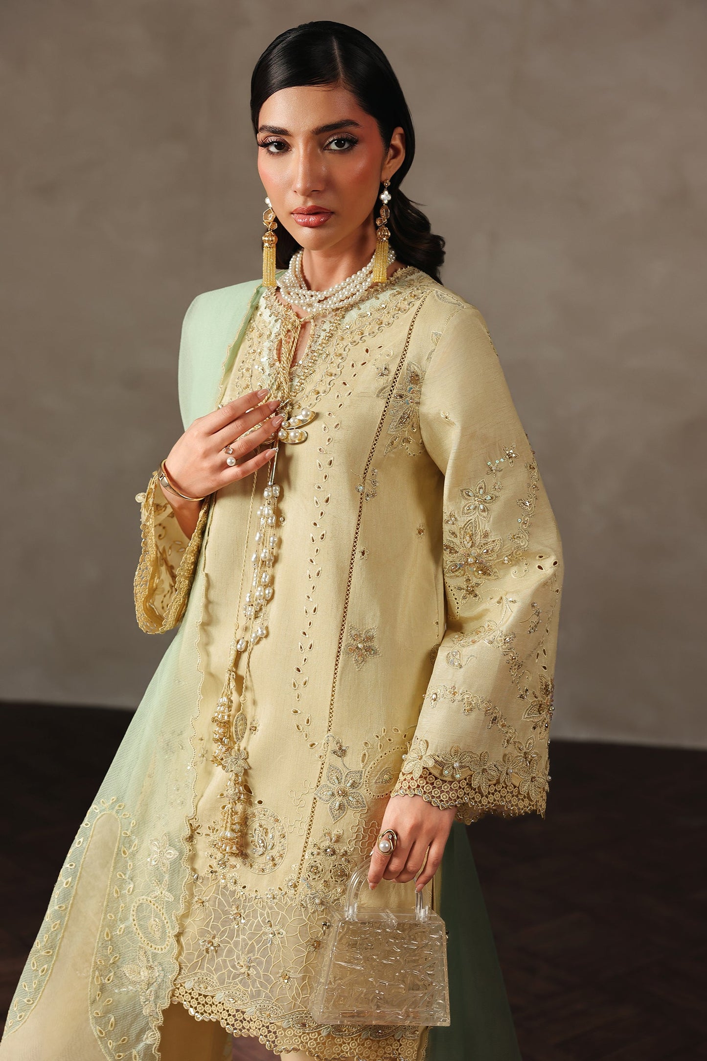 Qalamkar QLP-04 - Oriana Luxury Pret '26 Pakistani designer outfit look 5
