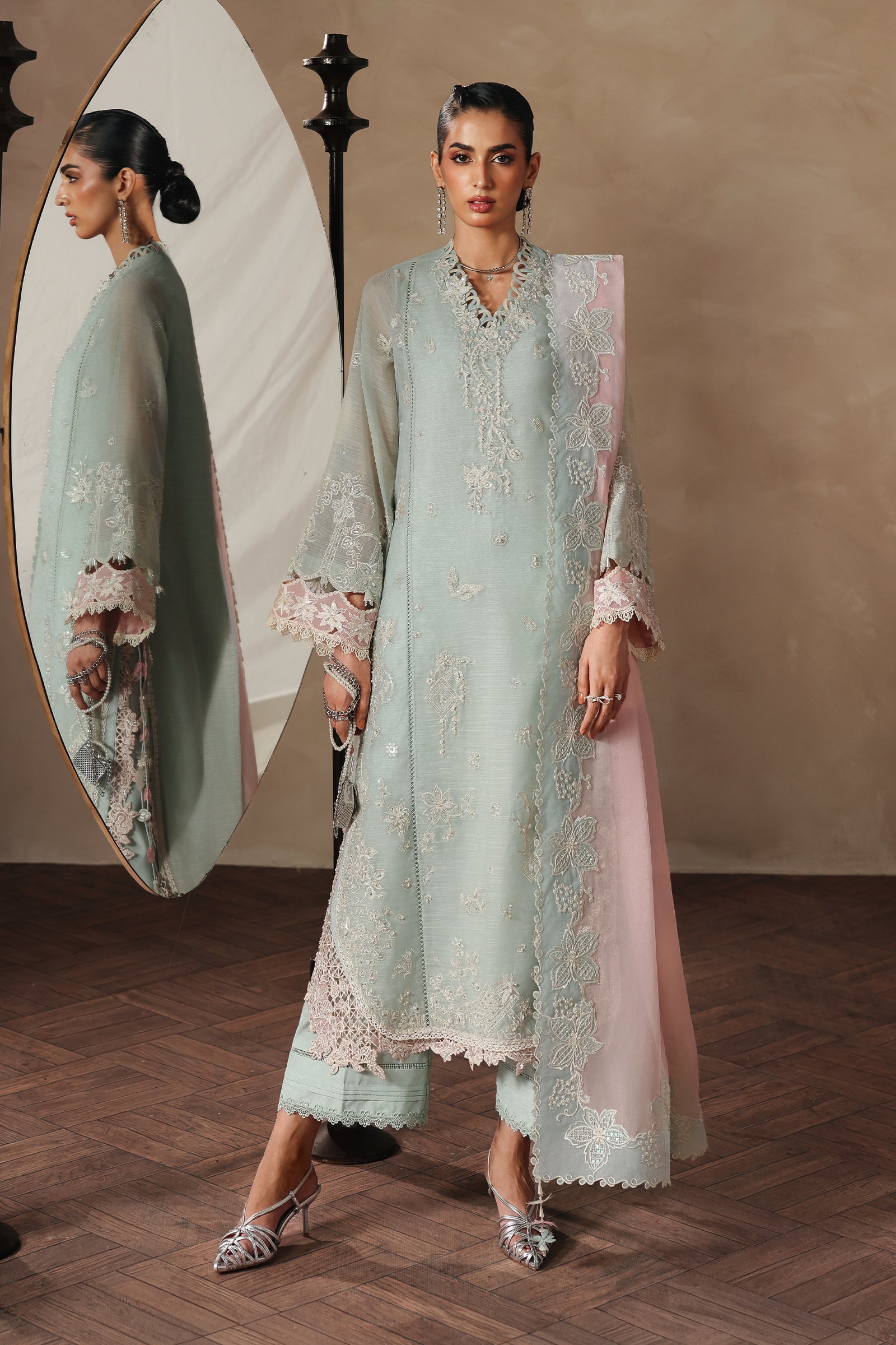 Qalamkar QLP-02 - Nazia Luxury Pret '26 Pakistani designer outfit look 2
