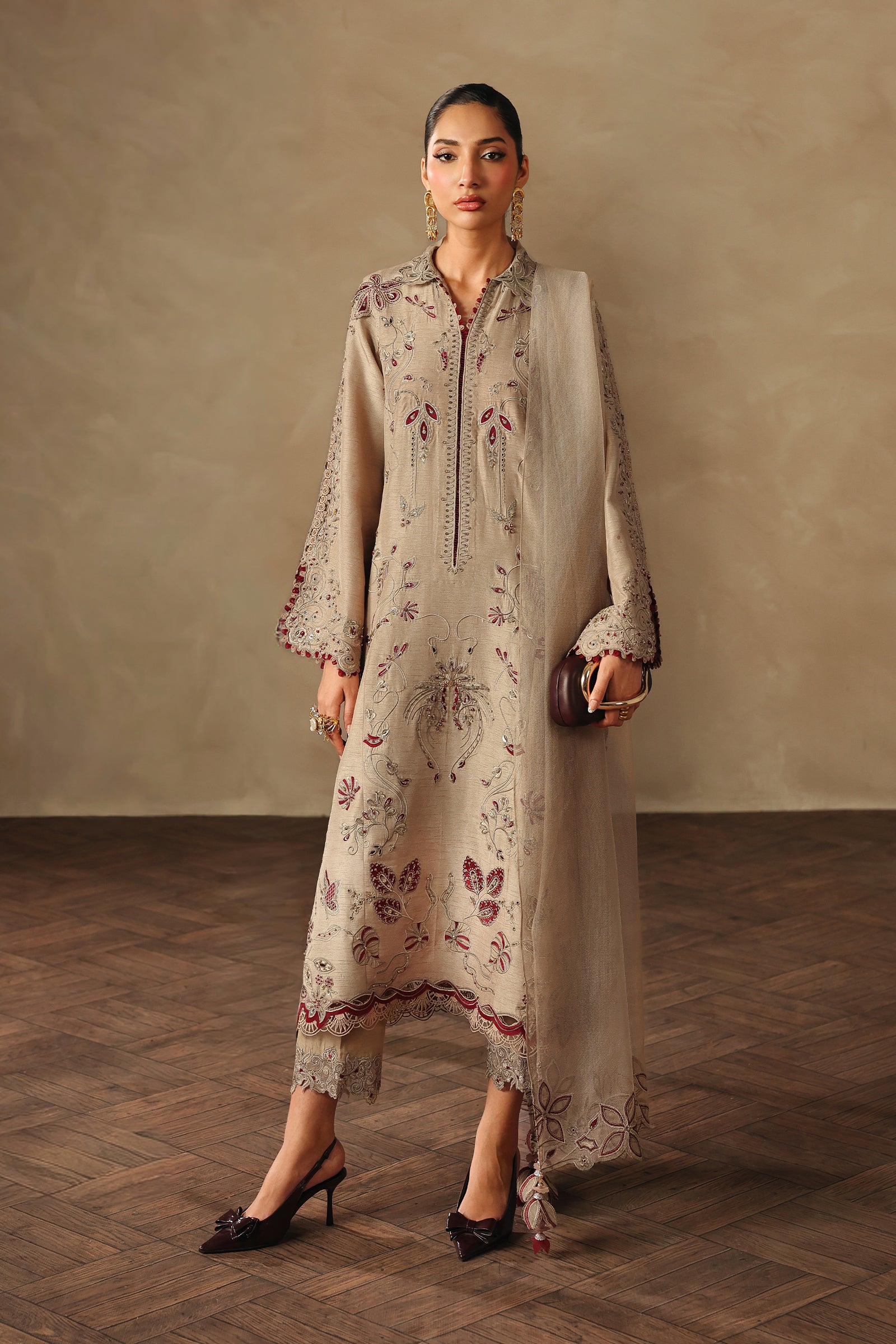 Qalamkar QLP-01 - Veena Luxury Pret '26 Pakistani designer outfit look 1