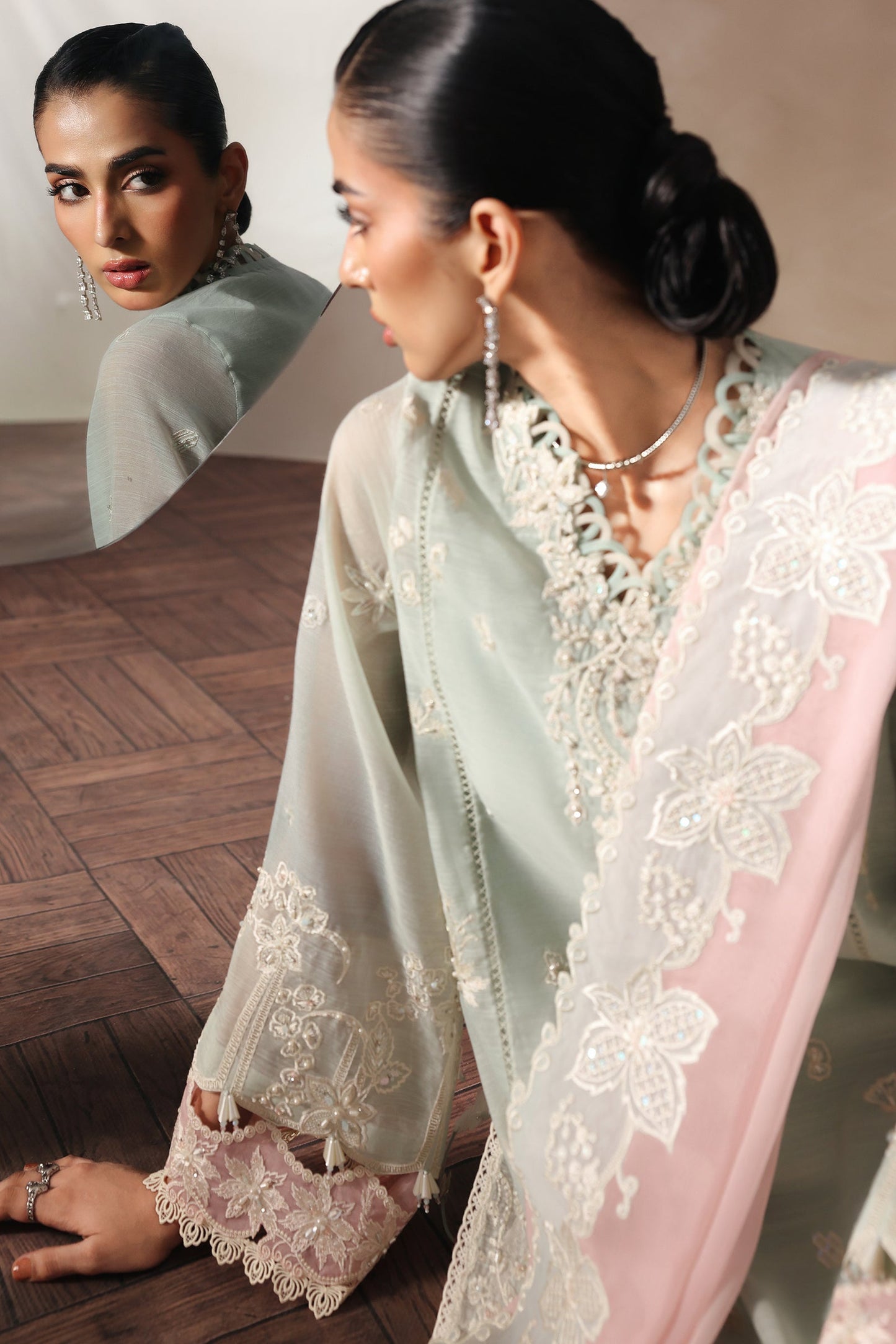 Qalamkar QLP-02 - Nazia Luxury Pret '26 Pakistani designer outfit look 10