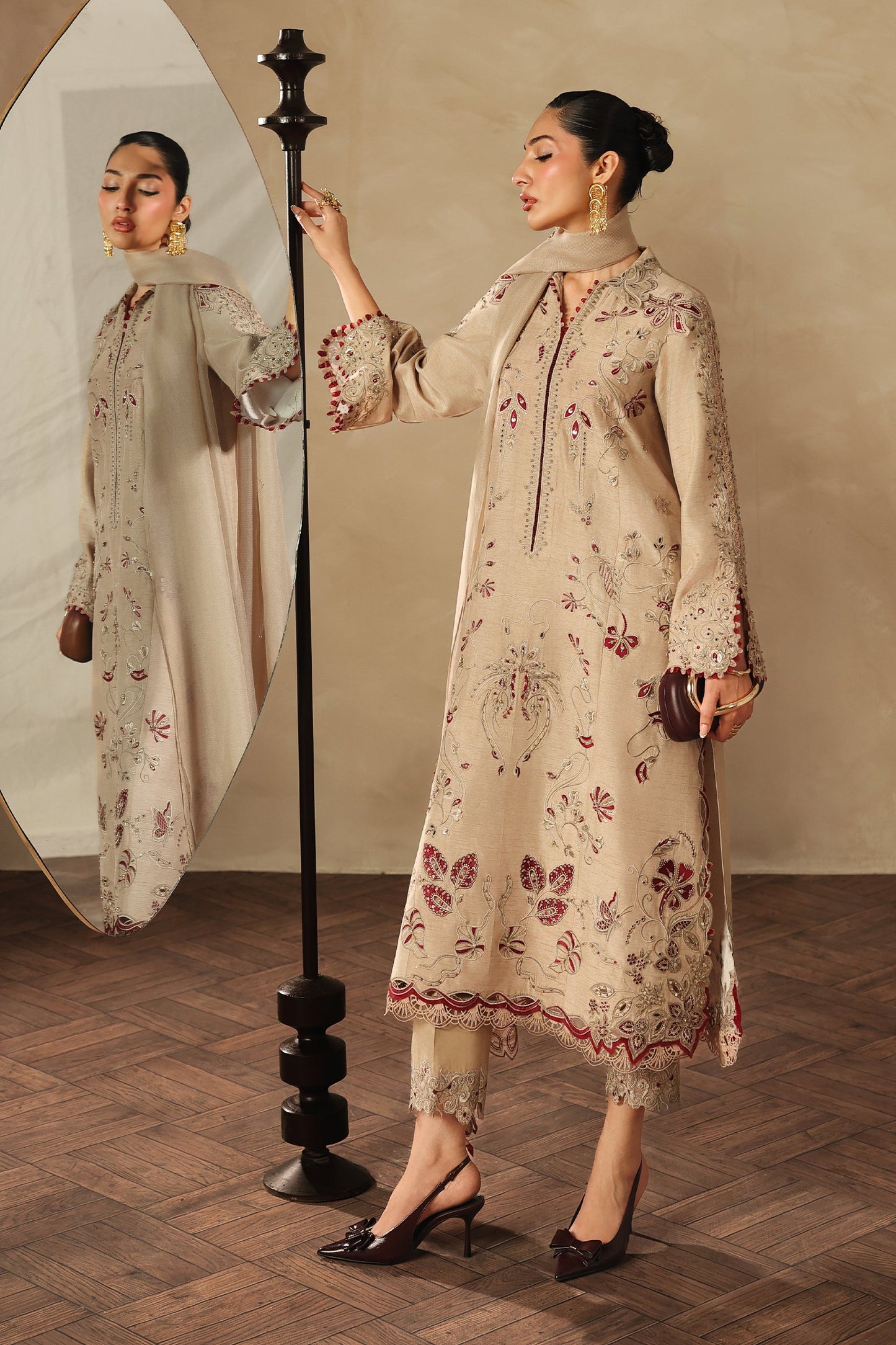 Qalamkar QLP-01 - Veena Luxury Pret '26 Pakistani designer outfit look 2