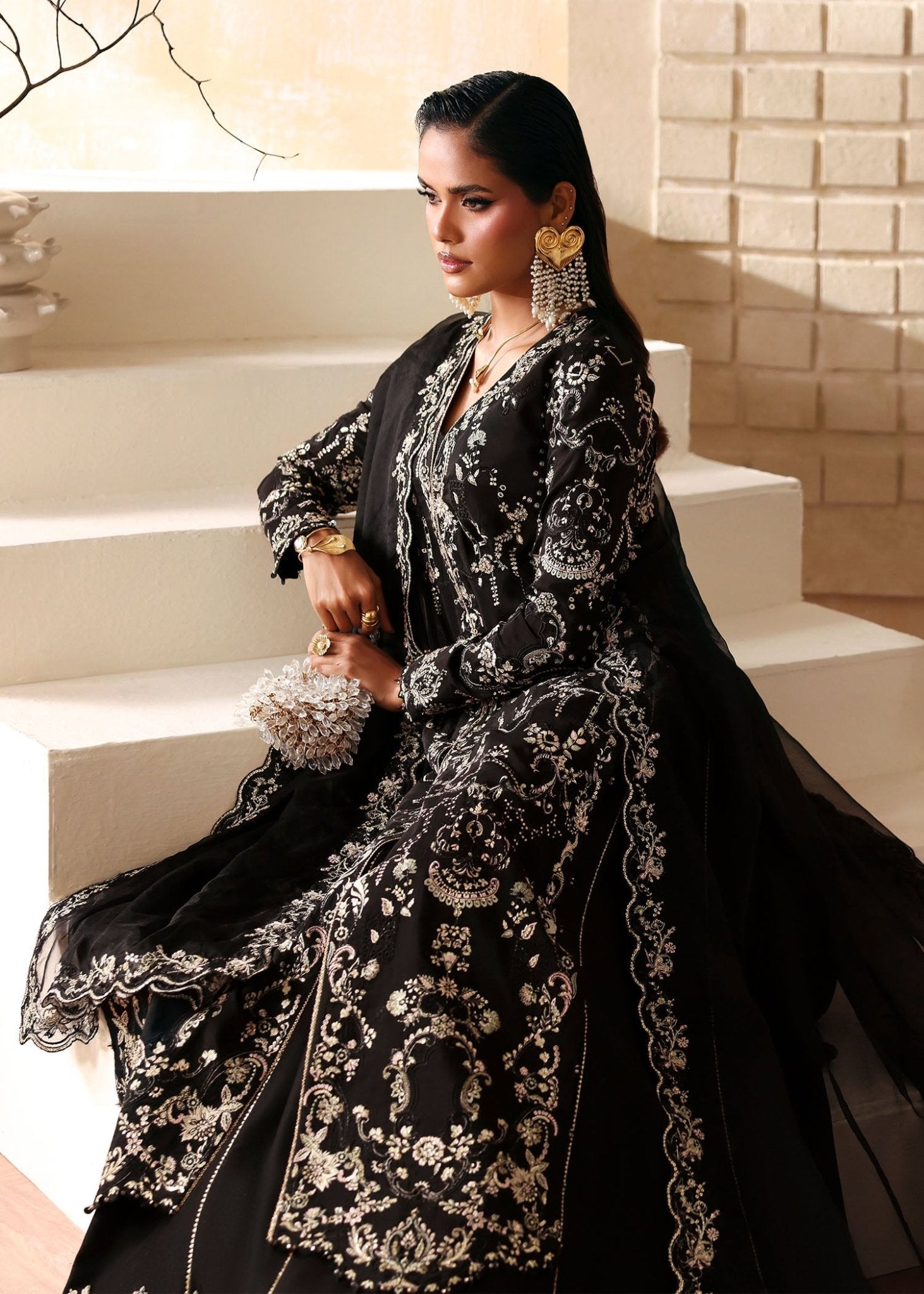 Kanwal Malik Mahsa Rea Luxury Pret '26 Pakistani designer outfit look 9