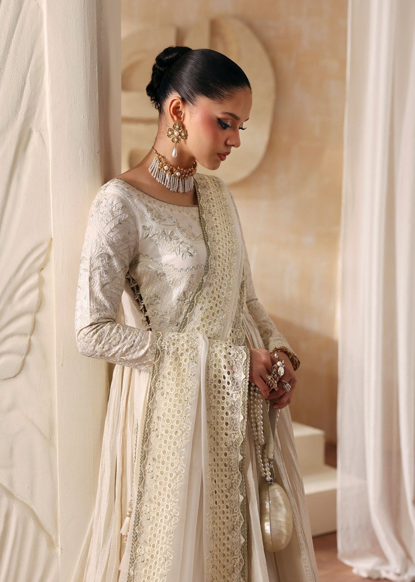 Kanwal Malik Nira Rea Luxury Pret '26 Pakistani designer outfit look 6