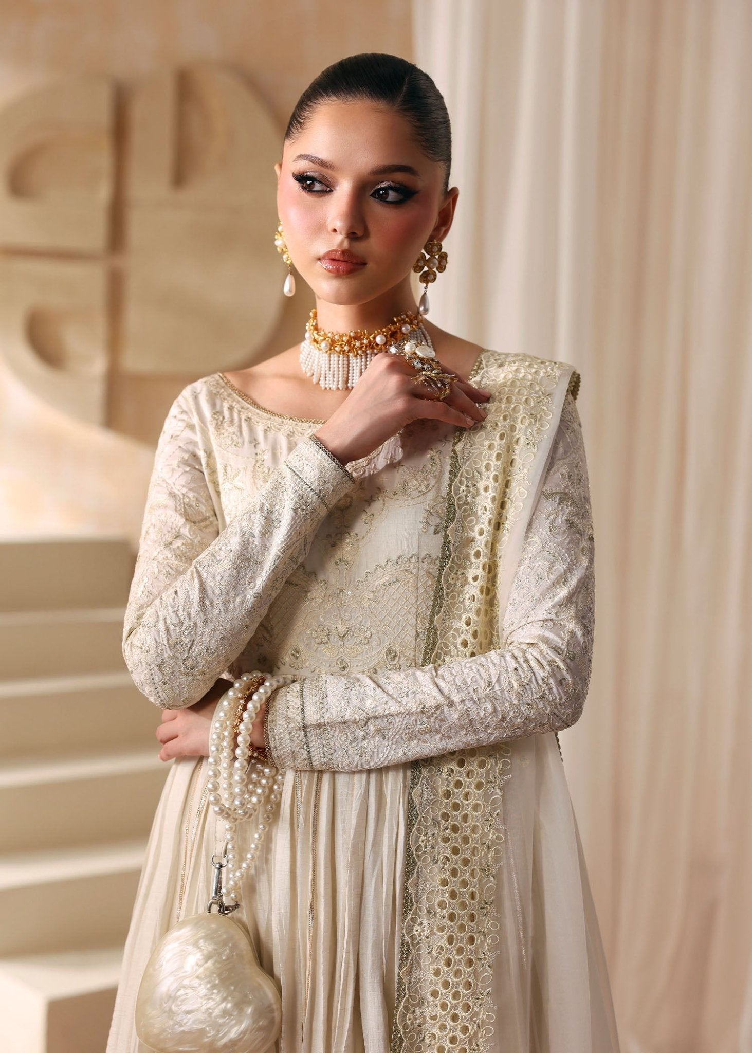 Kanwal Malik Nira Rea Luxury Pret '26 Pakistani designer outfit look 2