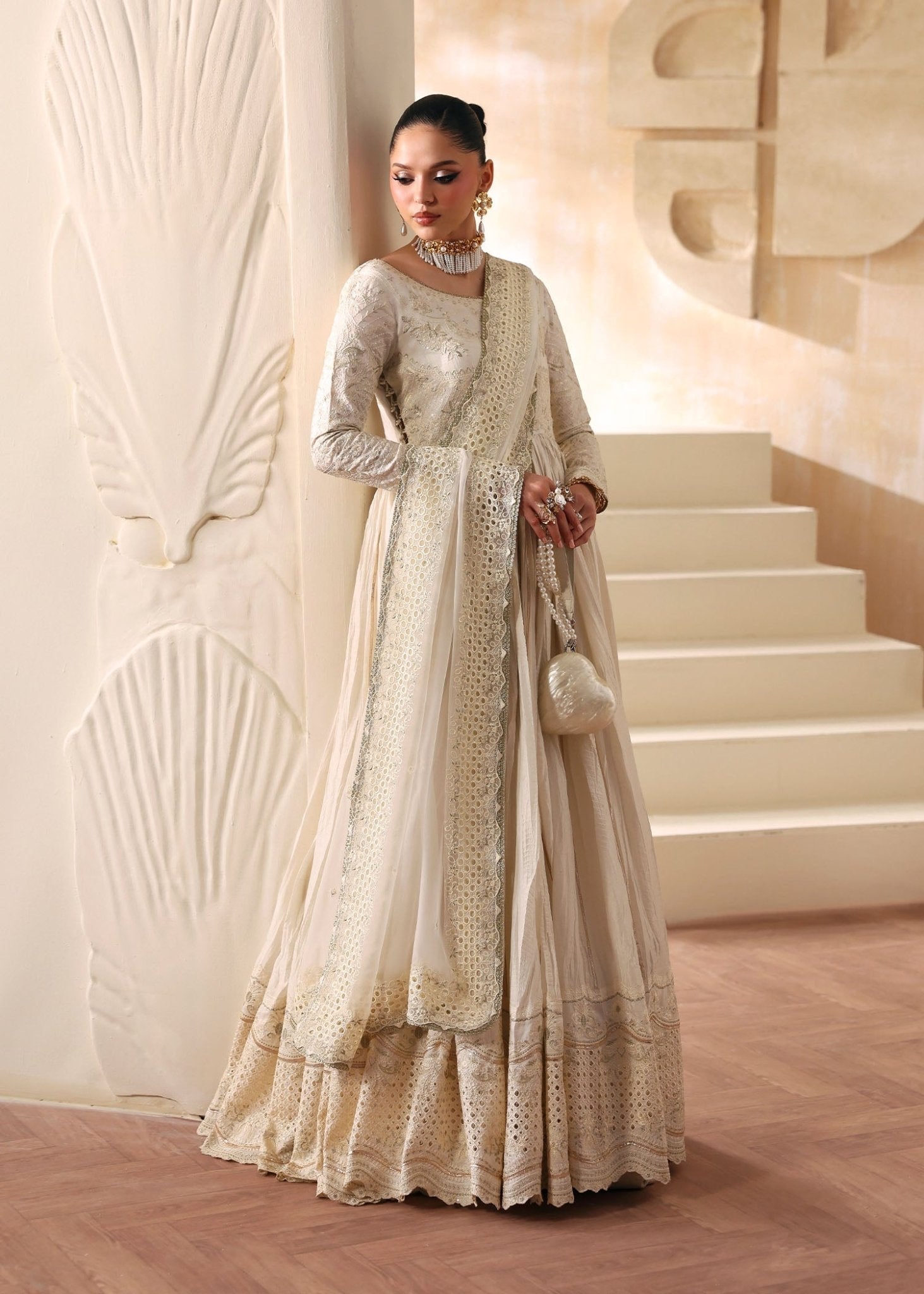 Kanwal Malik Nira Rea Luxury Pret '26 Pakistani designer outfit look 9