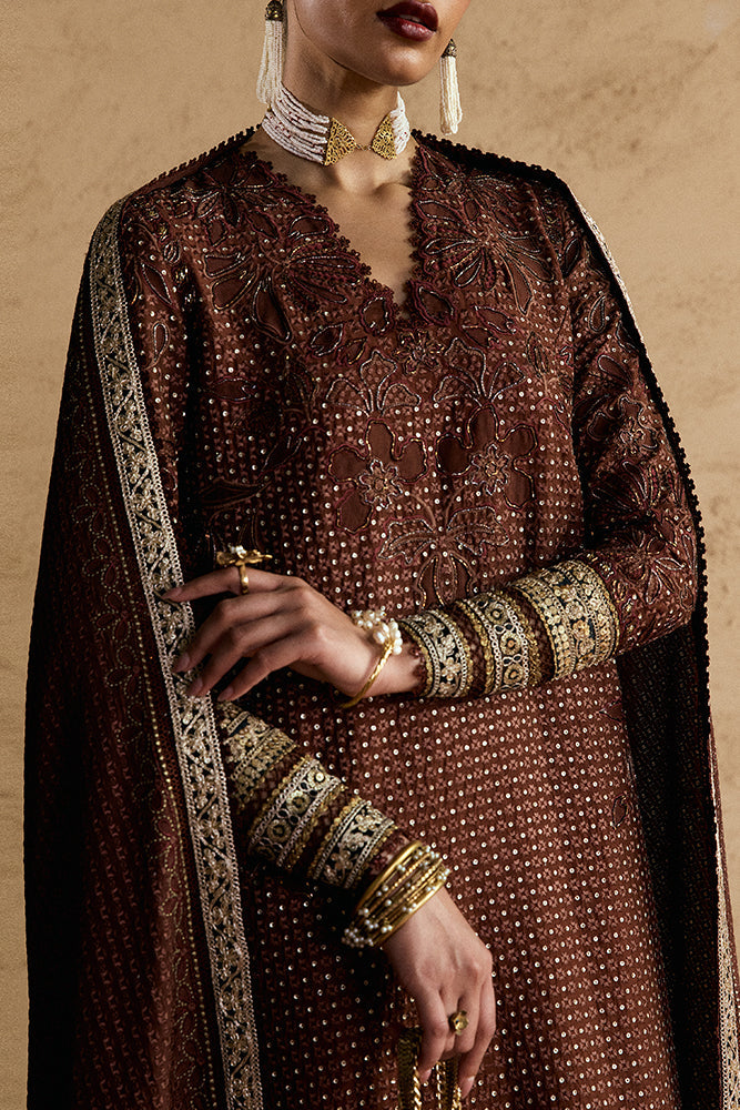 Suffuse Zorayn chocolate brown silk pret outfit detail 4